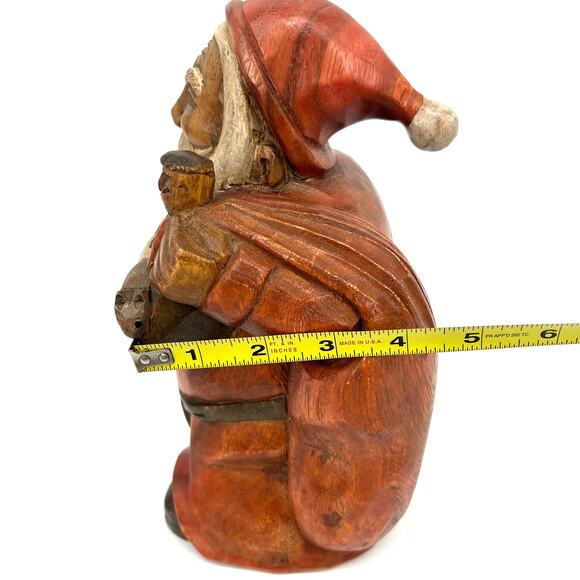 Vintage 80s Solid Wood Hand Carved Primitive Santa with Toy Sack and Pipe - Picture 10 of 10